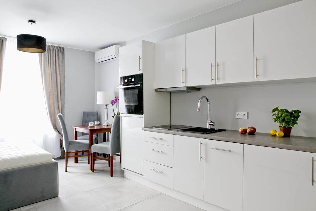 Elegant City Center Apartment 7B Красков Екстериор снимка