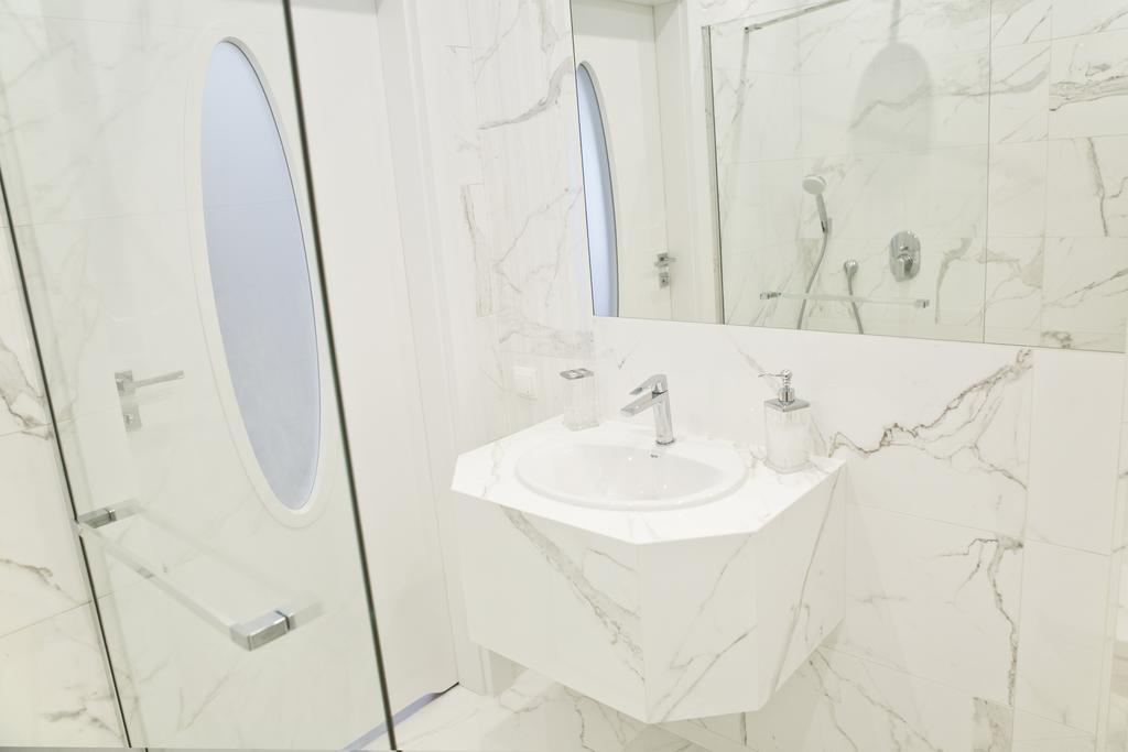 Elegant City Center Apartment 7B Красков Екстериор снимка
